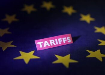 Trump urges EU to impose 100% tariffs on China, India to pressure Putin, sources say