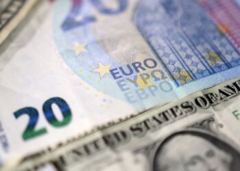 Dollar languishes, gold glitters as Fed verdict looms large