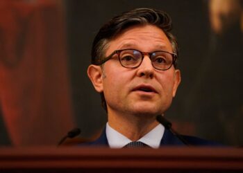 US House passes stopgap bill to avoid government shutdown, sends to Senate