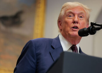 Amazon, Google, Microsoft reportedly warn H-1B employees to stay in the US