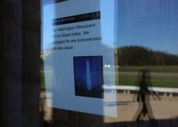 Layoffs will start if shutdown talks ’going nowhere’, says White House