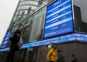 Asia stocks in cautious mood on countdown to Fed