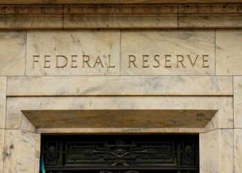 Trading Day: Fed uncertainty hits stocks and bonds
