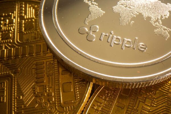 US regulator grants crypto firms initial approval to launch trust banks