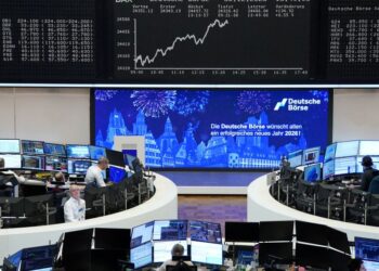 European shares set for best year since 2021