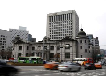 Bank of Korea sold a net $1.745 billion for FX intervention in Q3