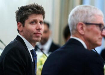 Tim Cook and Sam Altman Address ICE Shooting In Internal Messages To Employees