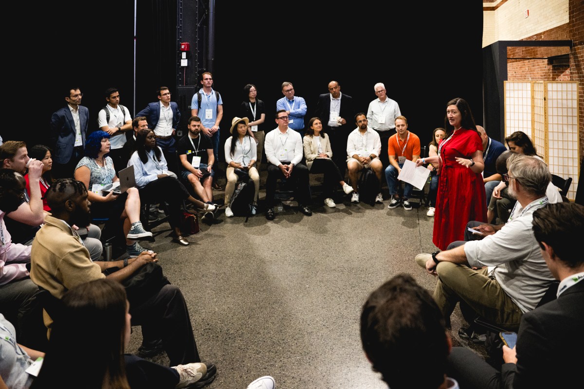Call for speakers: TechCrunch Founder Summit 2026