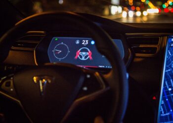 Tesla dodges 30-day suspension in California after removing Autopilot
