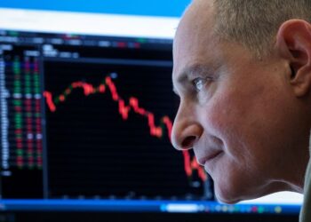 Wall St futures slide as Middle East conflict expected to drag on