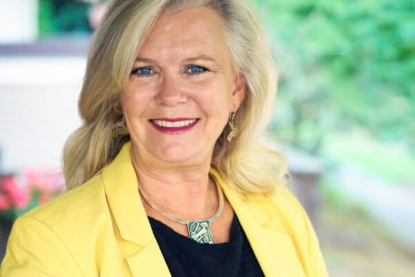 Leading With Cariño: Female CSU President Shaping The Latino Workforce