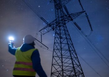 Samsung bets this island startup can tame the grid with software and batteries