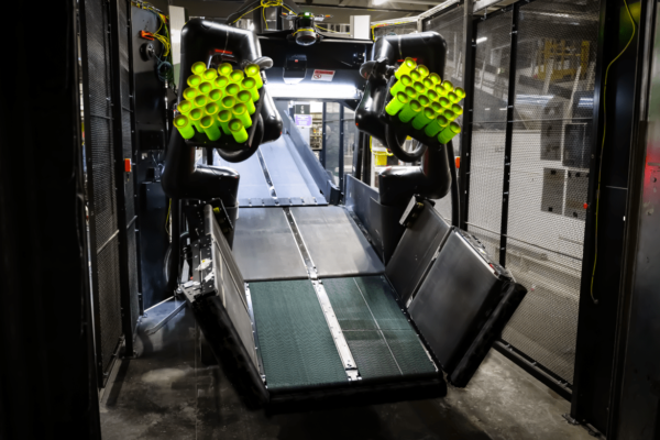 FedEx chooses partnerships over proprietary tech for its automation strategy