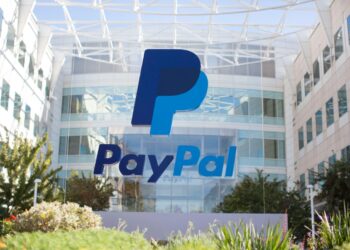 PayPal says it’s ‘becoming a technology company again.’ That means AI.