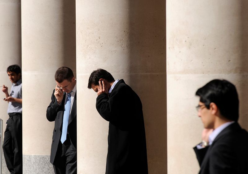 Long-term UK borrowing costs rise to highest since 1998, sterling slumps as Starmer’s future in doubt