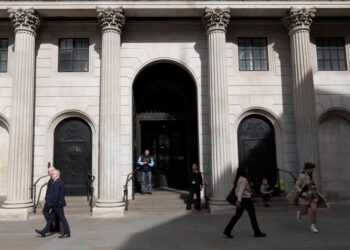 Investors ramp up bets on Bank of England rate hikes