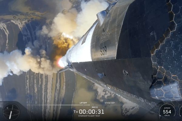 SpaceX launches Starship V3 for the first time, but loses booster on return