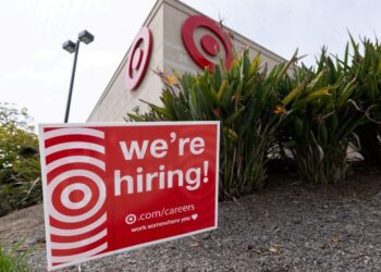 Resilient US economy posts third straight month of strong job growth