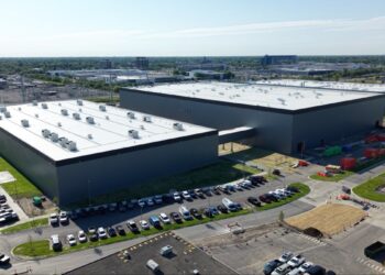 TechCrunch Mobility: Inside GM’s $900M EV battery gamble