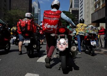 Brazil unveils subsidized motorcycle credit program for app-based delivery drivers
