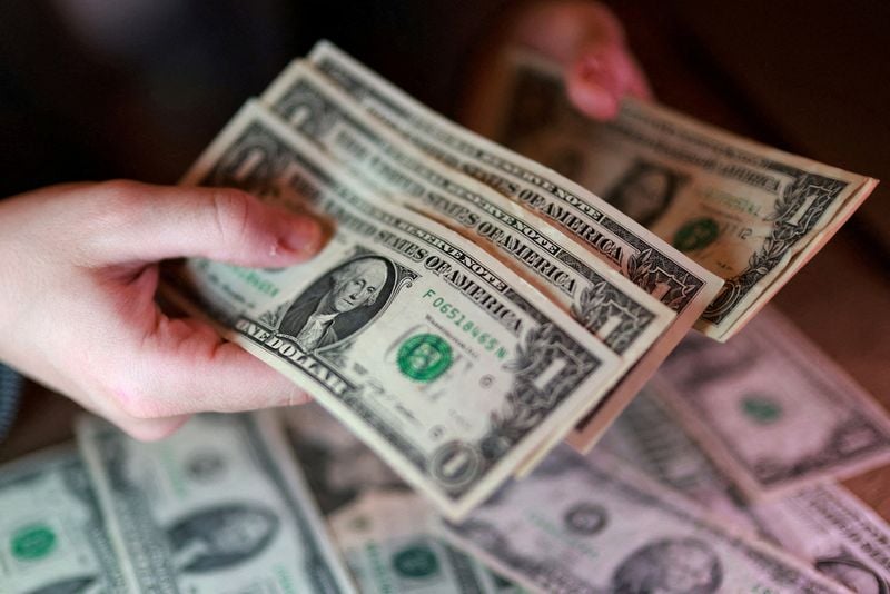 Dollar falls to 10-day low on US-Iran war deal