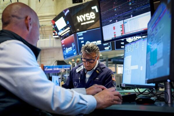 Trading Day: US stocks mixed, oil slides, SpaceX continues its ascent