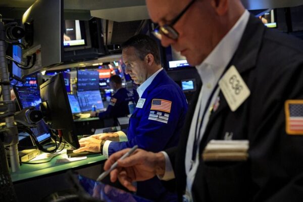 Trading Day: Stocks dip as sluggish July shuffles in