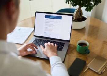 How To Get More Recruiter Outreach On LinkedIn