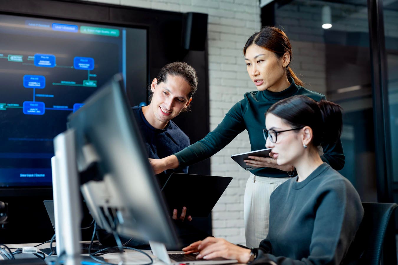 Four Ways AI Boosts Hiring Instead Of Killing Jobs